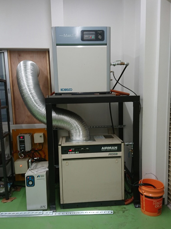 コンプレッサー設置工事